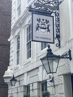 Pub sign for Devereux
