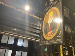 Pub sign Doctor Butlers Head