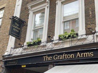 Exterior view Grafton Arms Fitzrovia