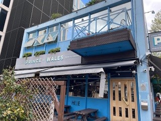 Exterior Prince of Wales pub Paddngton