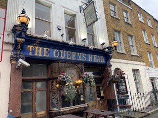 Exterior of Queens Head